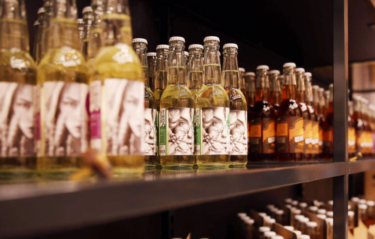 Kräuter-Getränke – Produktion & Silphie-Pflanze